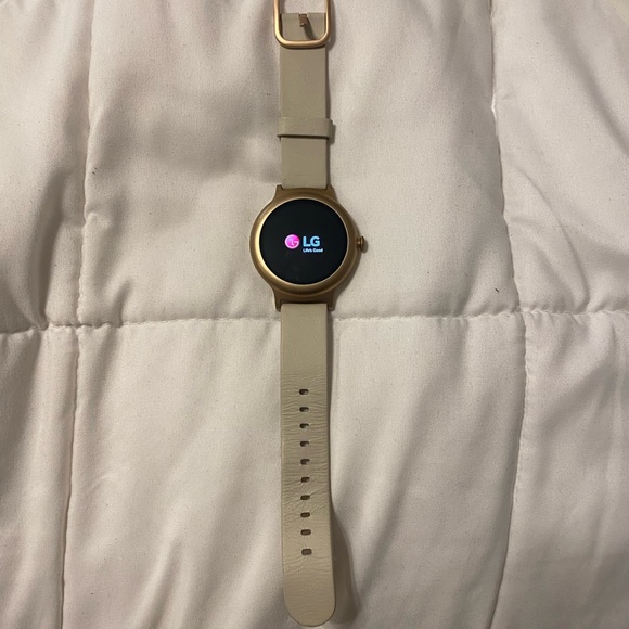 LG Watch Style - Picture 3 of 3